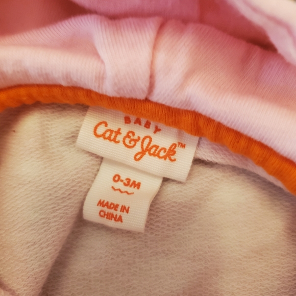 Outfit - Picture 4 of 6